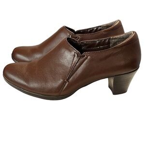 Easy Spirit “Eloize” Brown Leather Stacked Heels Size 8 Medium